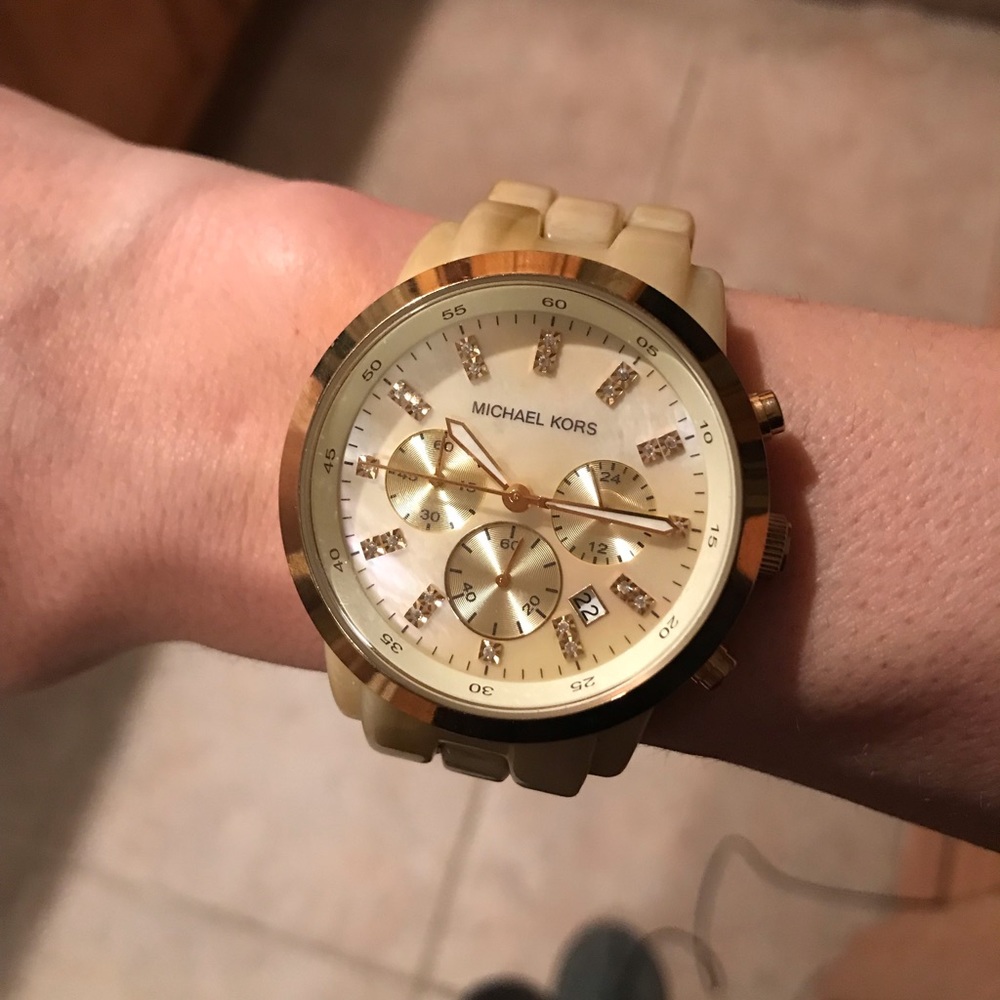Michael Kors Light Tortoise Watch